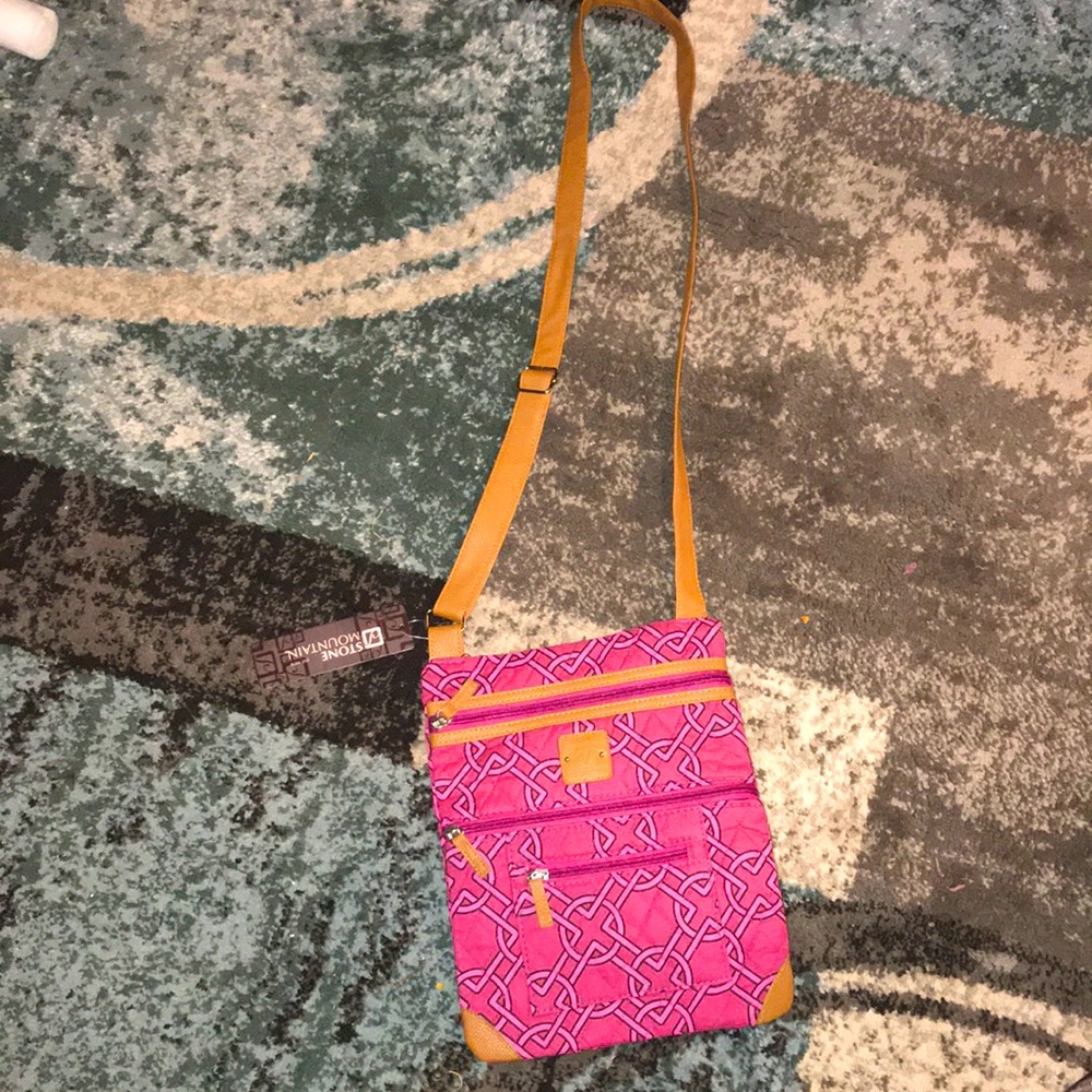 Stone Mountain Crossbody
